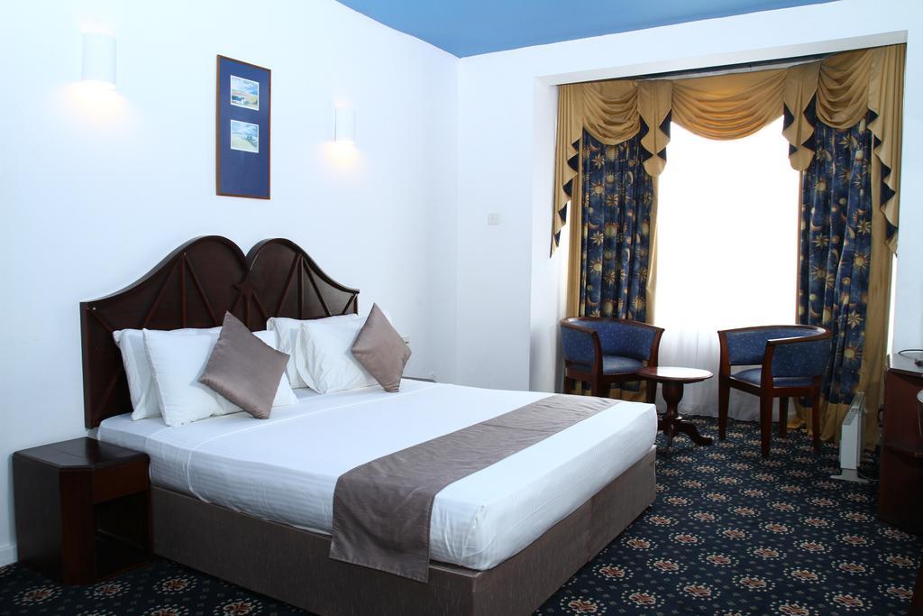 Galway Forest Lodge Hotel Nuwara Eliya Bagian luar foto